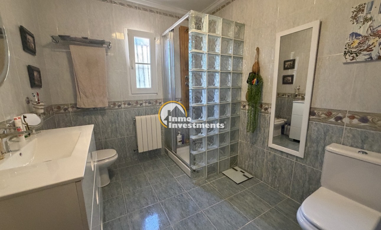 Resale - Villa - Los Balcones