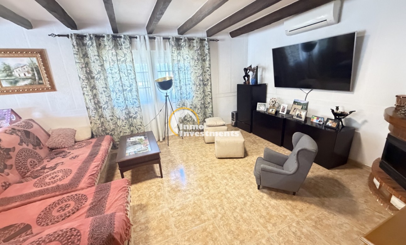 Resale - Villa - Los Balcones