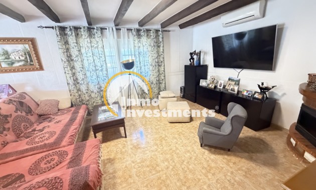 Resale - Villa - Los Balcones