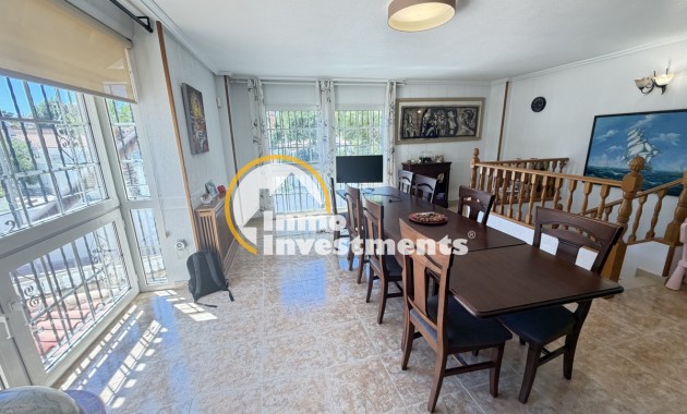 Resale - Villa - Los Balcones
