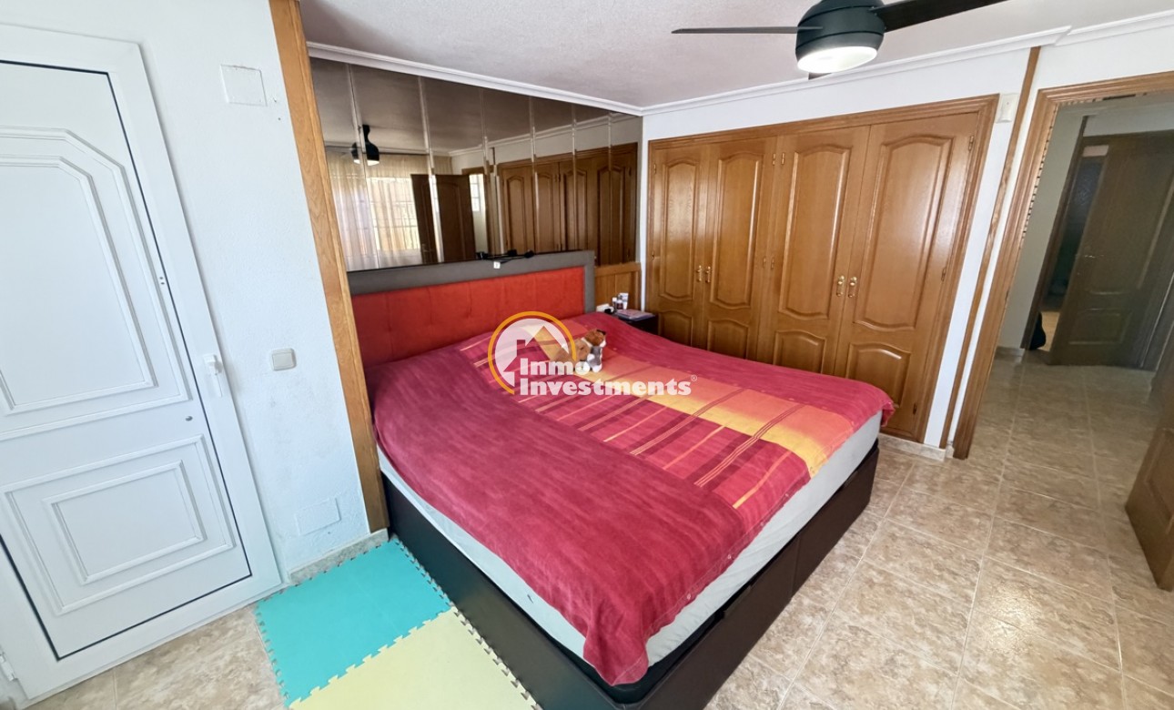 Resale - Villa - Los Balcones