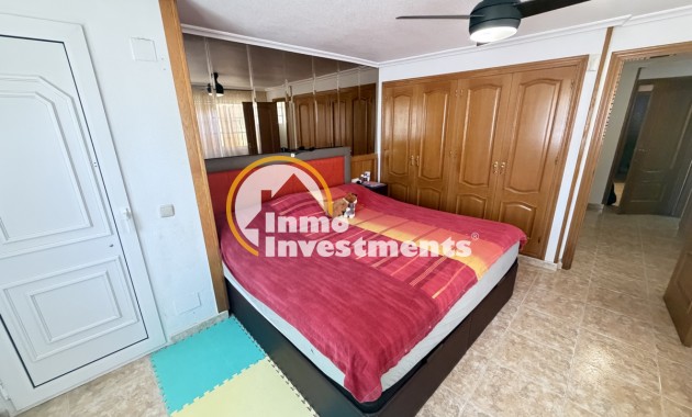 Resale - Villa - Los Balcones