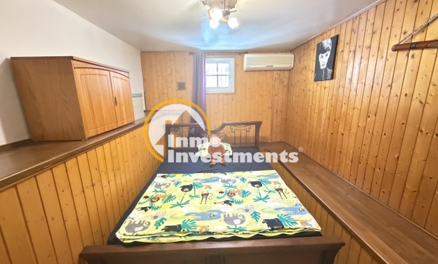 Resale - Villa - Los Balcones