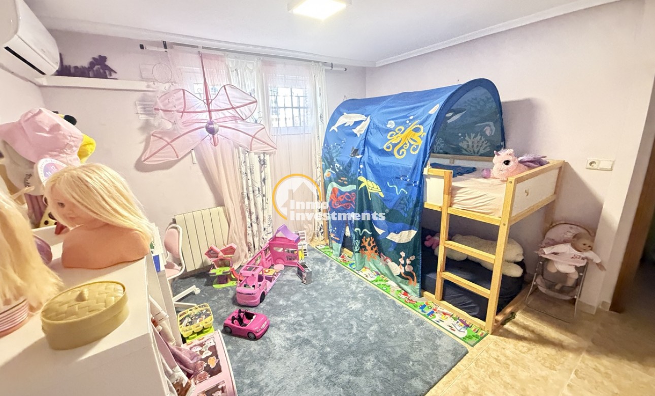 Resale - Villa - Los Balcones