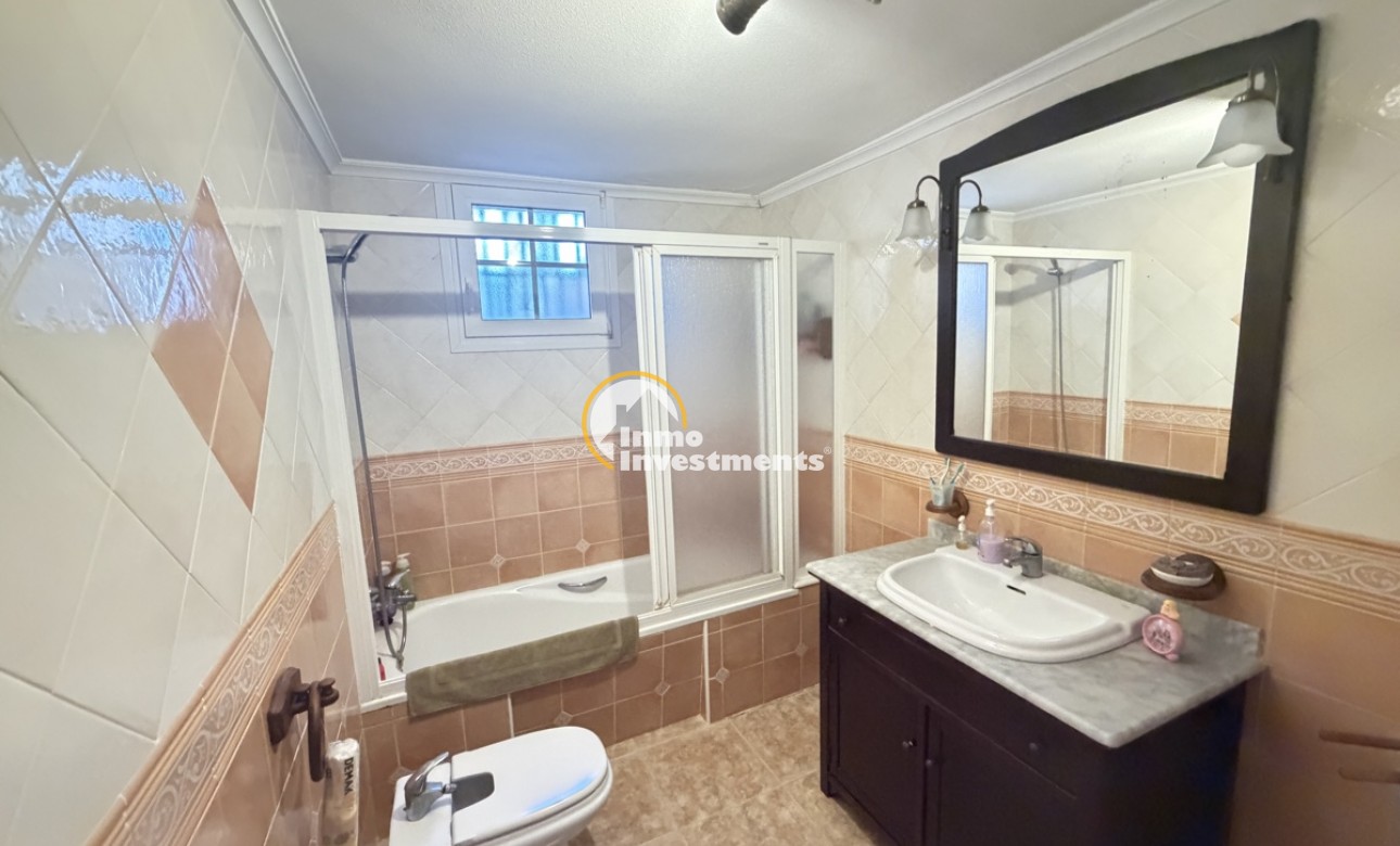Resale - Villa - Los Balcones