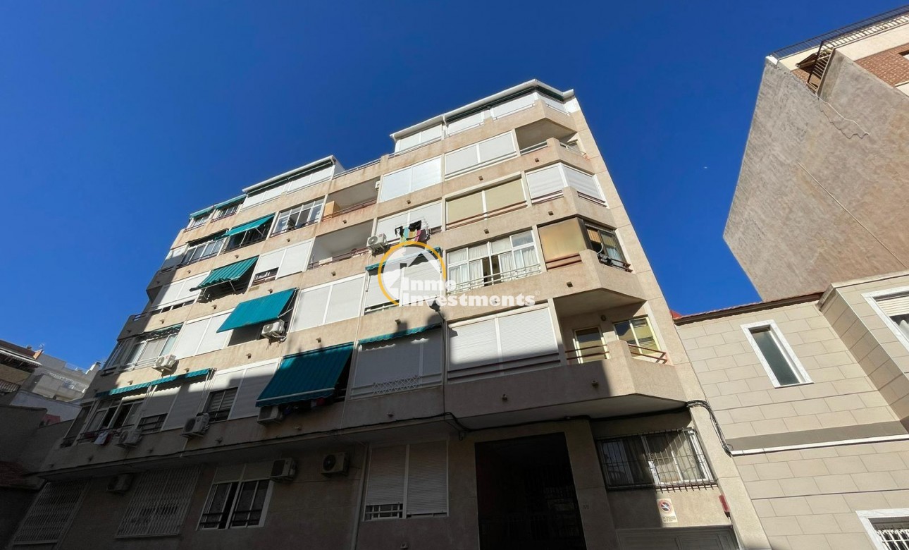 Resale - Studio  - Torrevieja - Centro