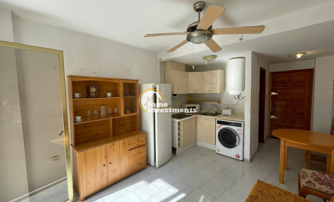 Resale - Studio  - Torrevieja - Centro