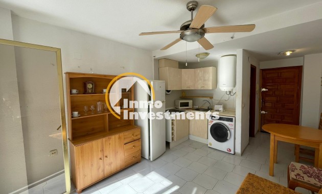 Resale - Studio  - Torrevieja - Centro