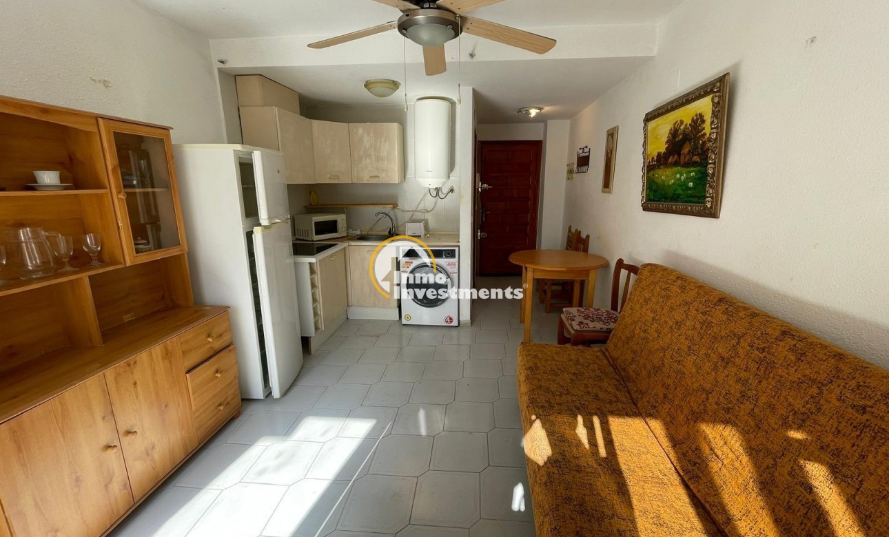 Resale - Studio  - Torrevieja - Centro