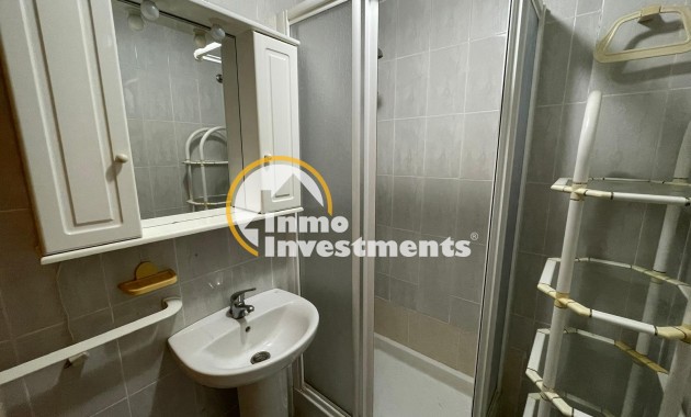 Resale - Studio  - Torrevieja - Centro