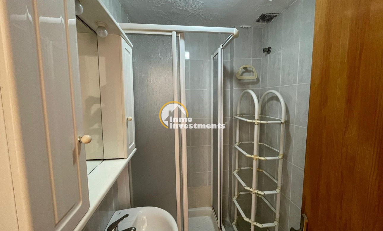 Resale - Studio  - Torrevieja - Centro