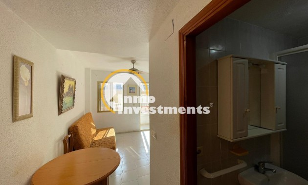 Resale - Studio  - Torrevieja - Centro