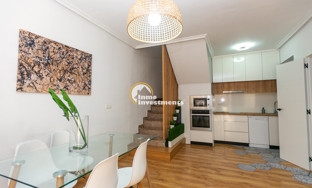 Resale - Town house - Playa Flamenca