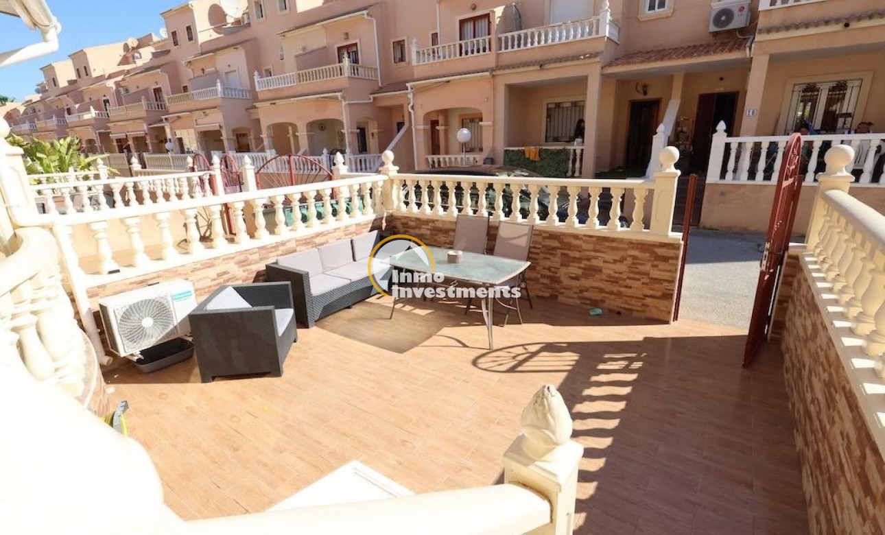 Resale - Town house - Orihuela Costa - La Zenia