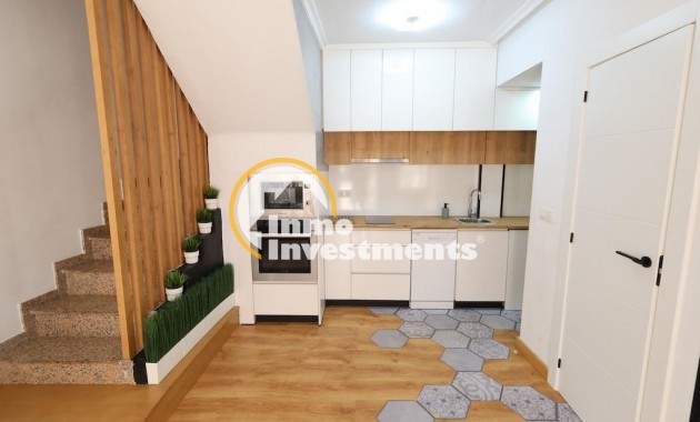 Resale - Town house - Orihuela Costa - La Zenia