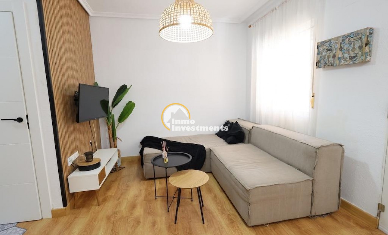 Resale - Town house - Orihuela Costa - La Zenia