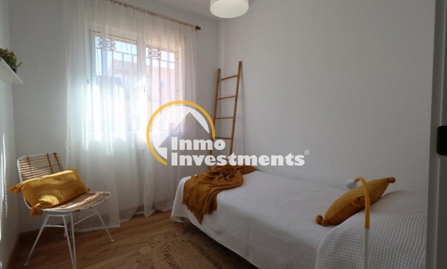 Resale - Town house - Orihuela Costa - La Zenia