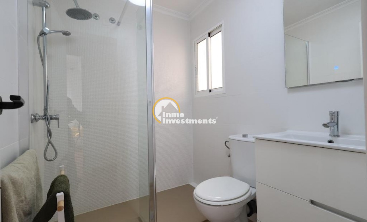 Resale - Town house - Orihuela Costa - La Zenia