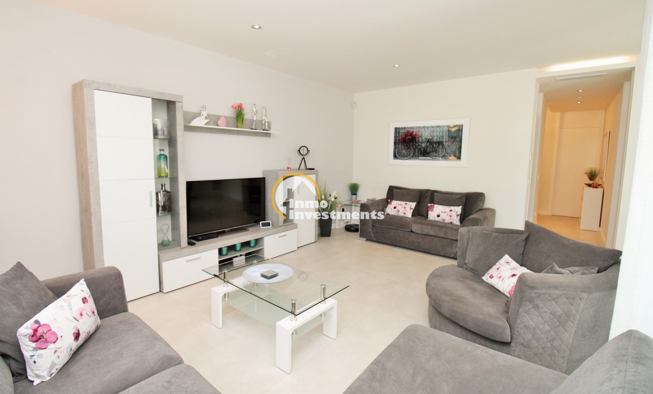Resale - Apartment - Villamartin - Los Dolses