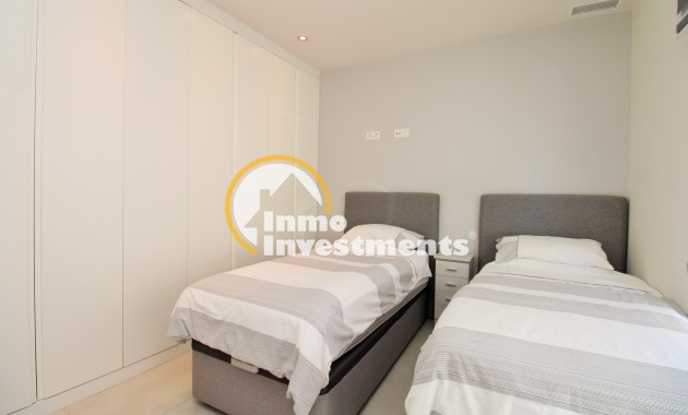Resale - Apartment - Villamartin - Los Dolses