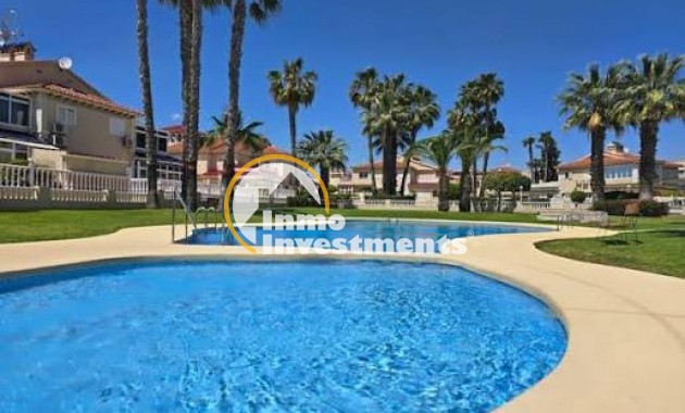 Resale - Apartment - Alicante