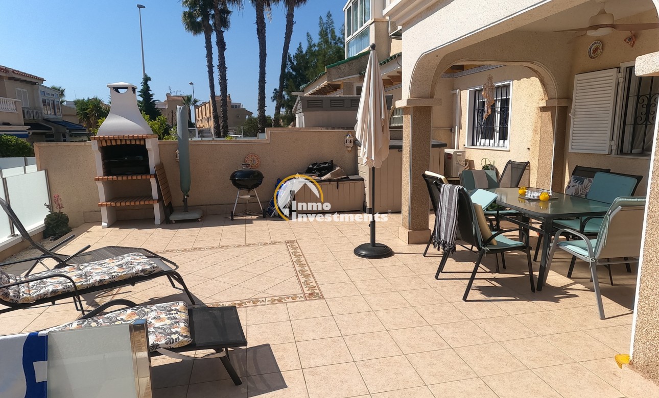Resale - Apartment - Alicante