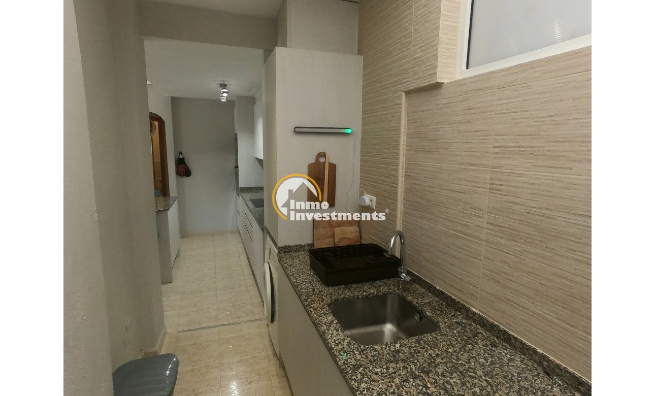 Resale - Apartment - Alicante