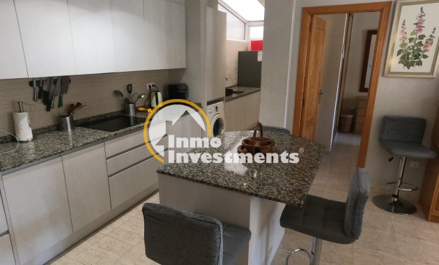 Resale - Apartment - Alicante