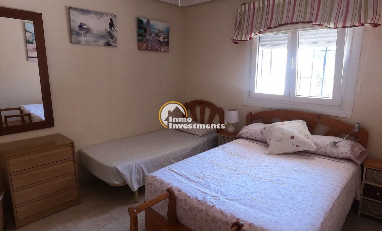 Resale - Apartment - Alicante