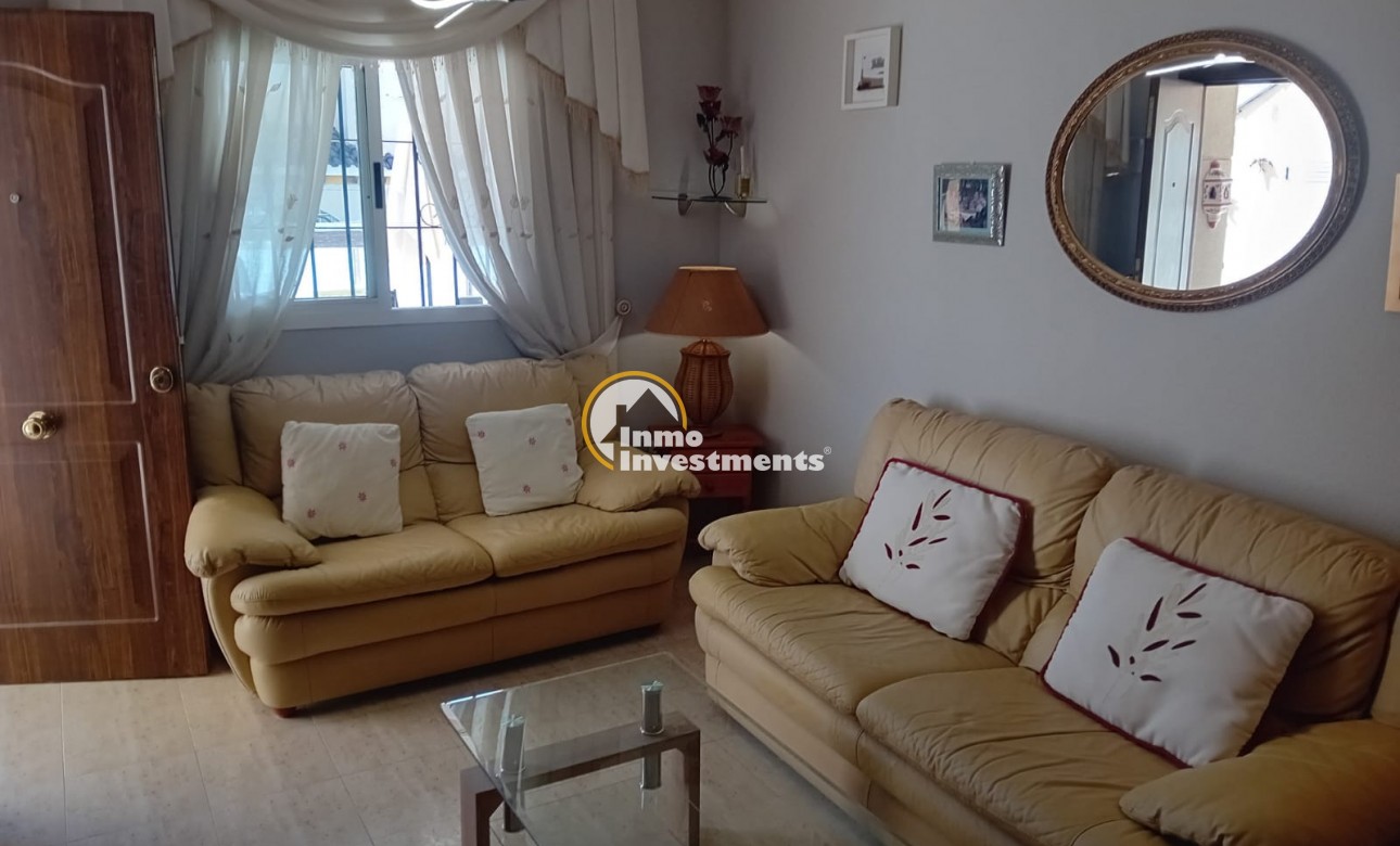 Resale - Apartment - Alicante