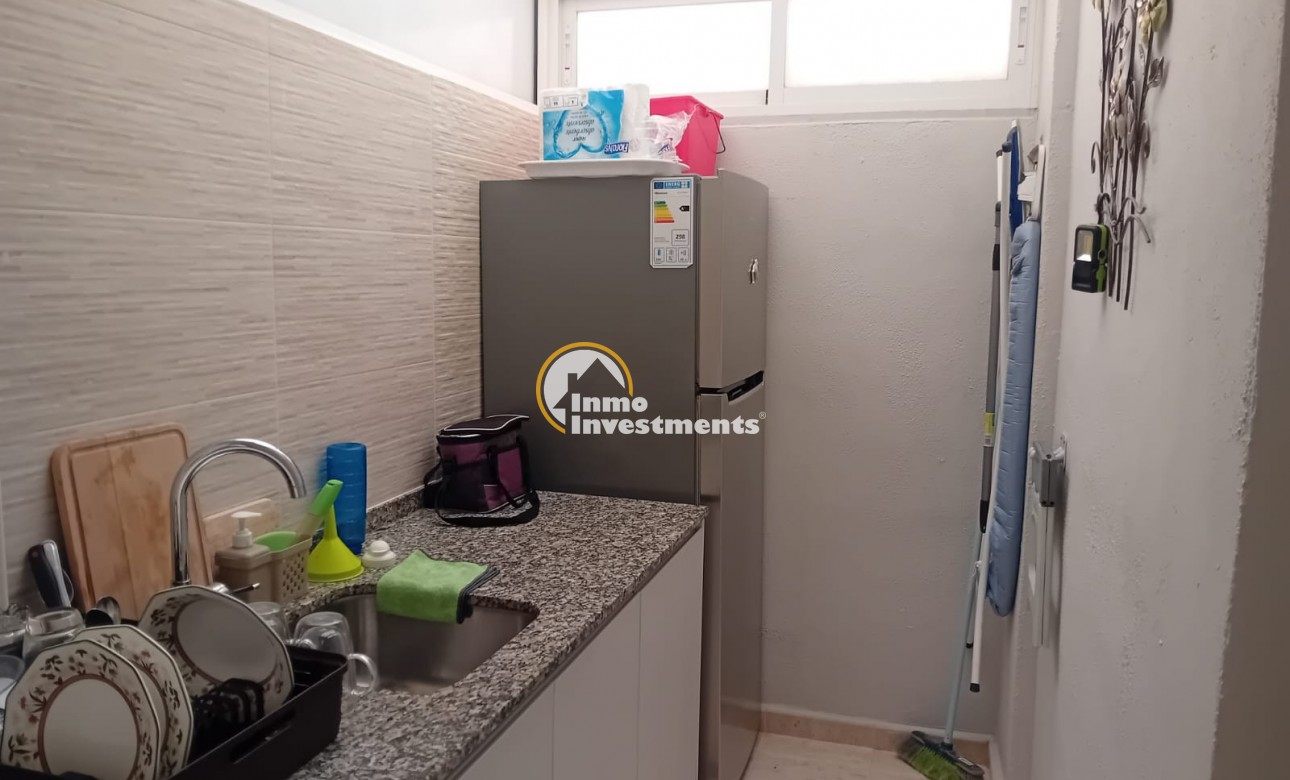 Resale - Apartment - Alicante