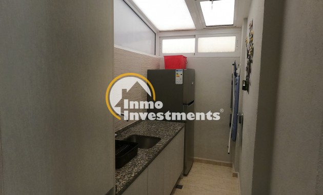 Resale - Apartment - Alicante