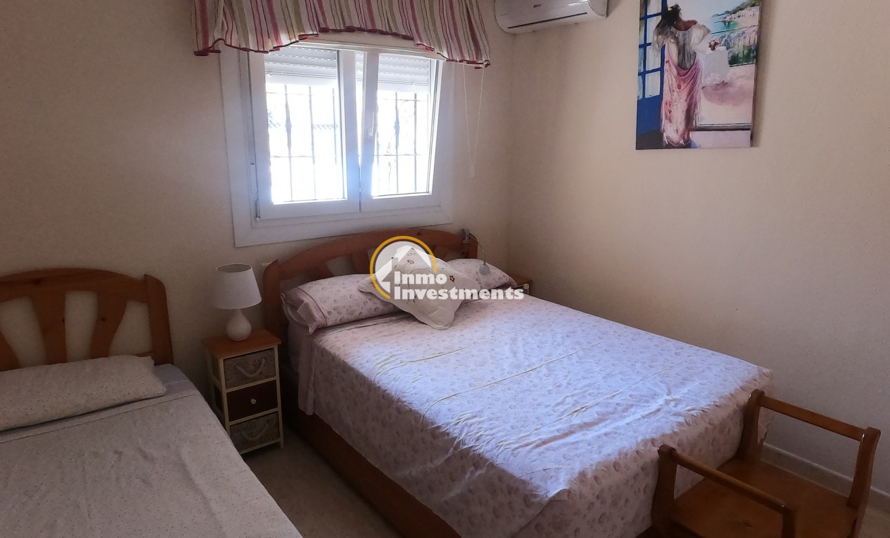 Resale - Apartment - Alicante