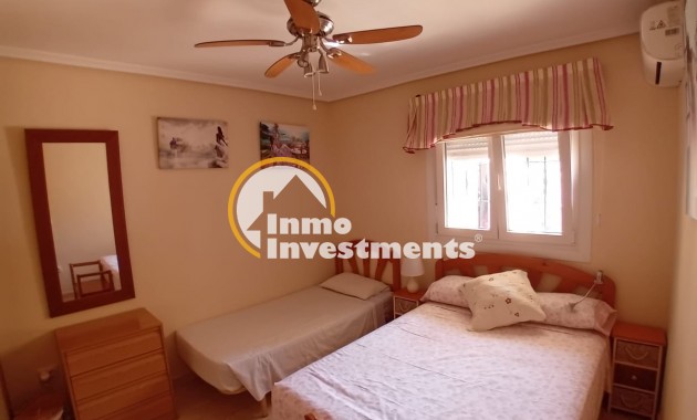 Resale - Apartment - Alicante
