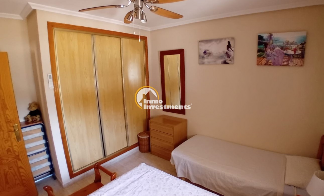 Resale - Apartment - Alicante