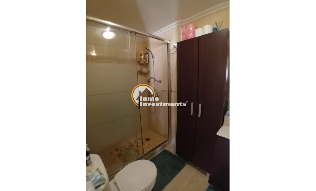 Resale - Apartment - Alicante