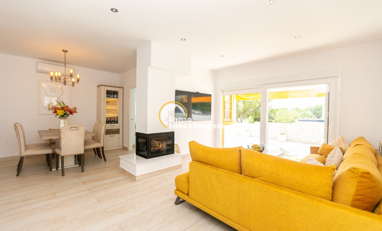 Resale - Semi detached villa - Los Dolses