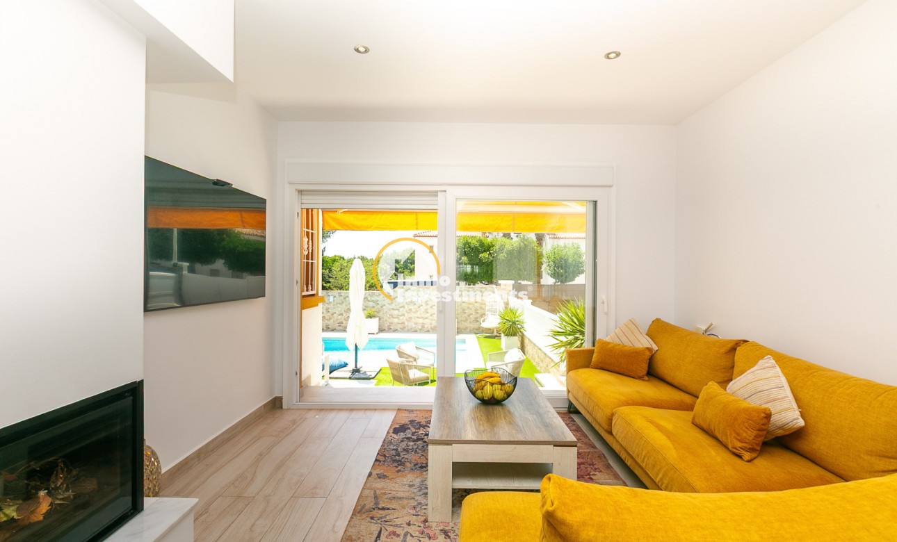 Resale - Semi detached villa - Los Dolses