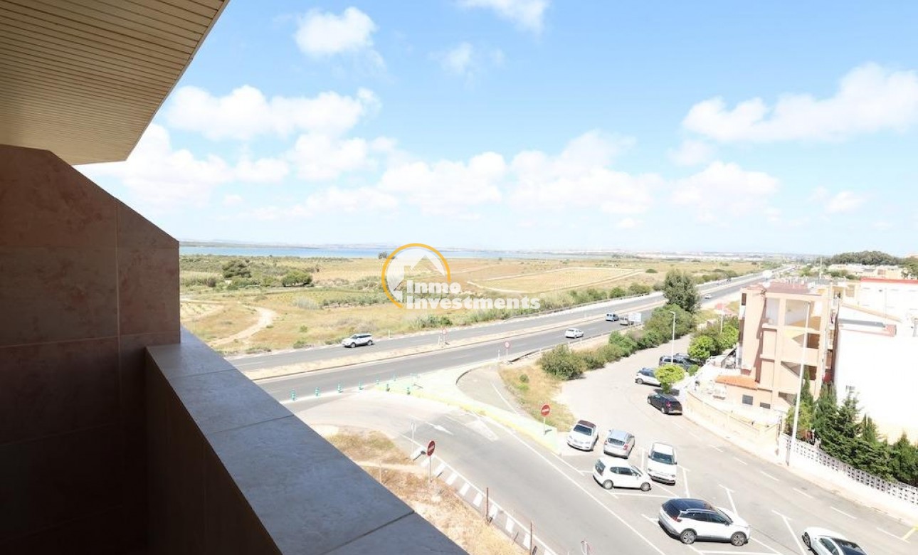 Resale - Apartment - Torrevieja - La Mata pueblo