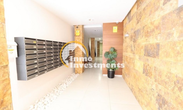 Resale - Apartment - Torrevieja - La Mata pueblo