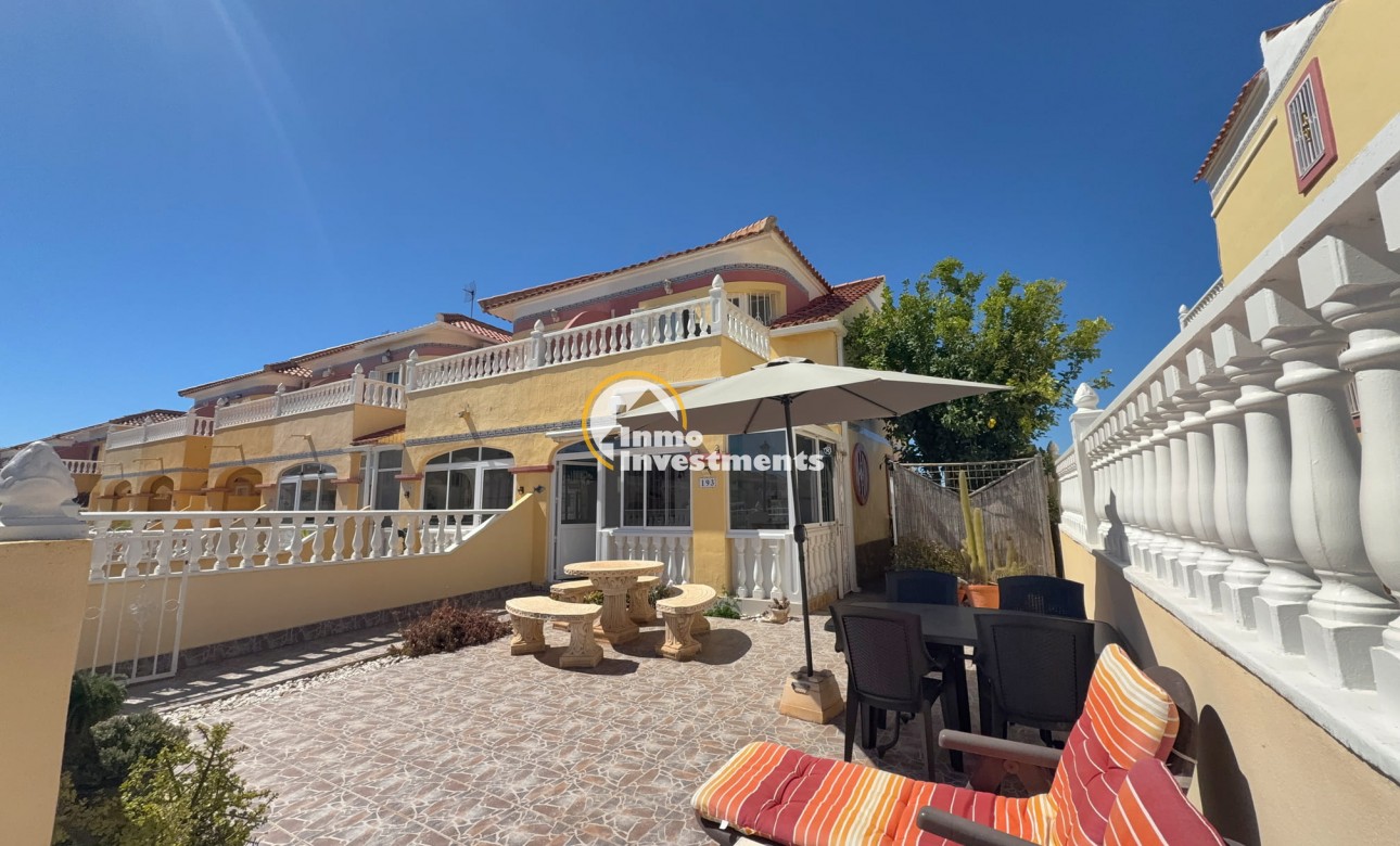 Resale - Town house - Cabo Roig - La Regia