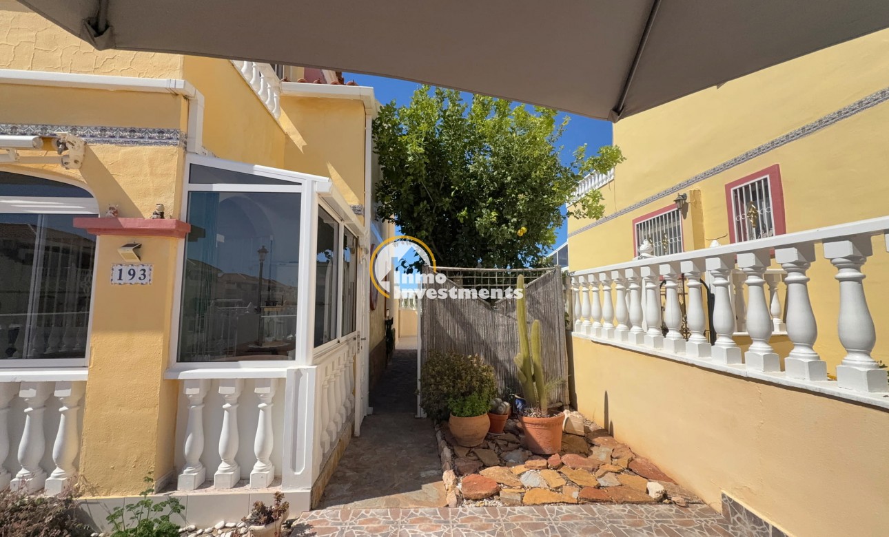 Resale - Town house - Cabo Roig - La Regia