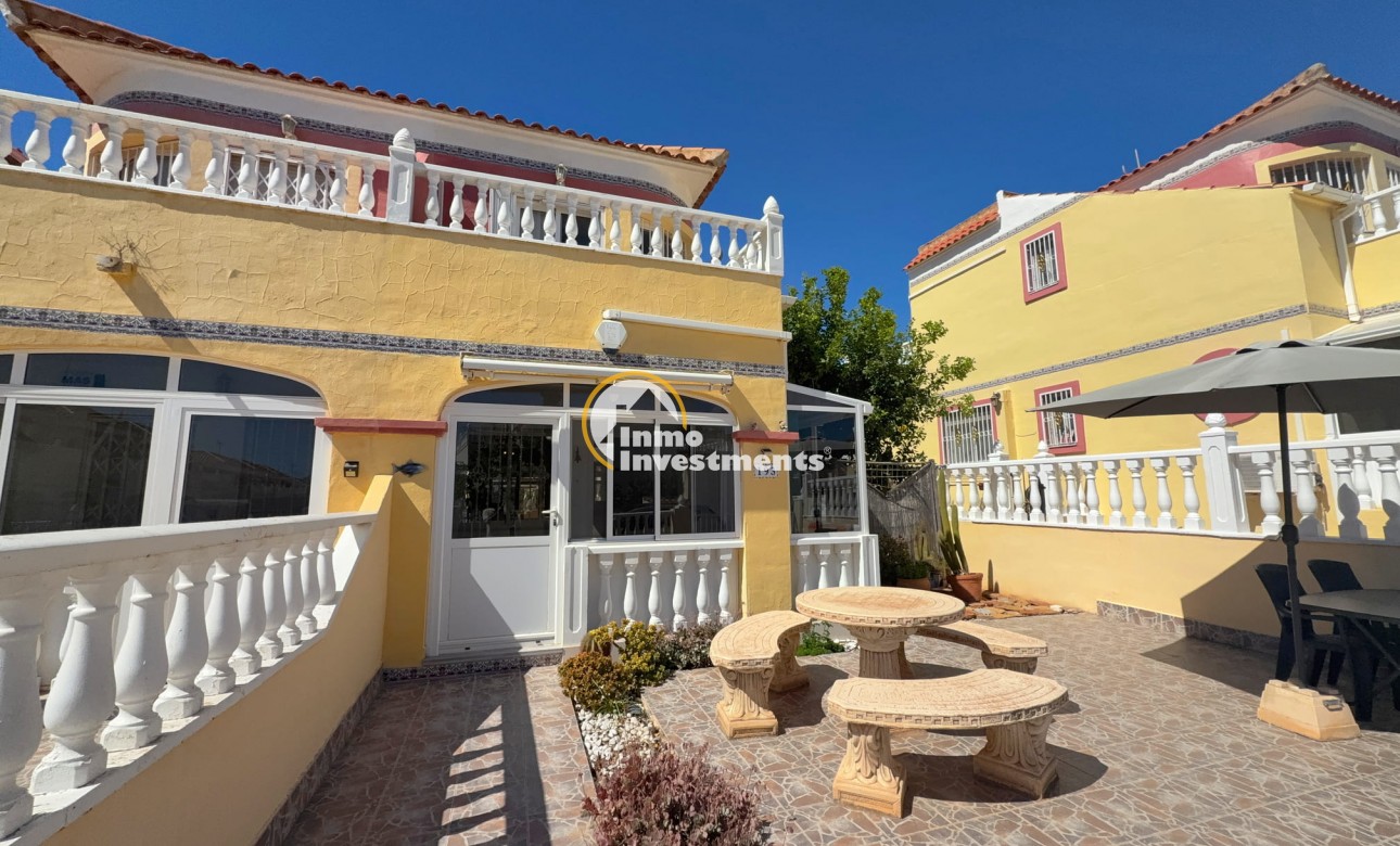 Resale - Town house - Cabo Roig - La Regia