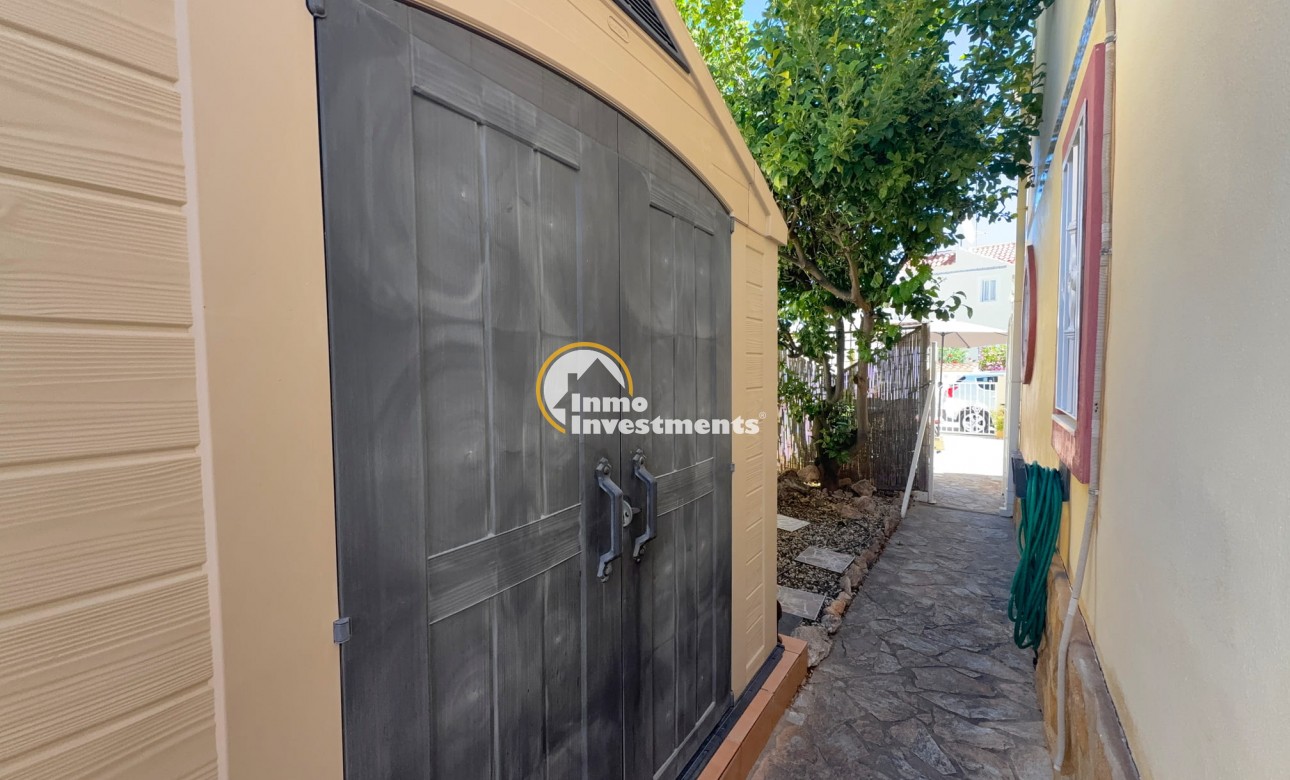 Resale - Town house - Cabo Roig - La Regia