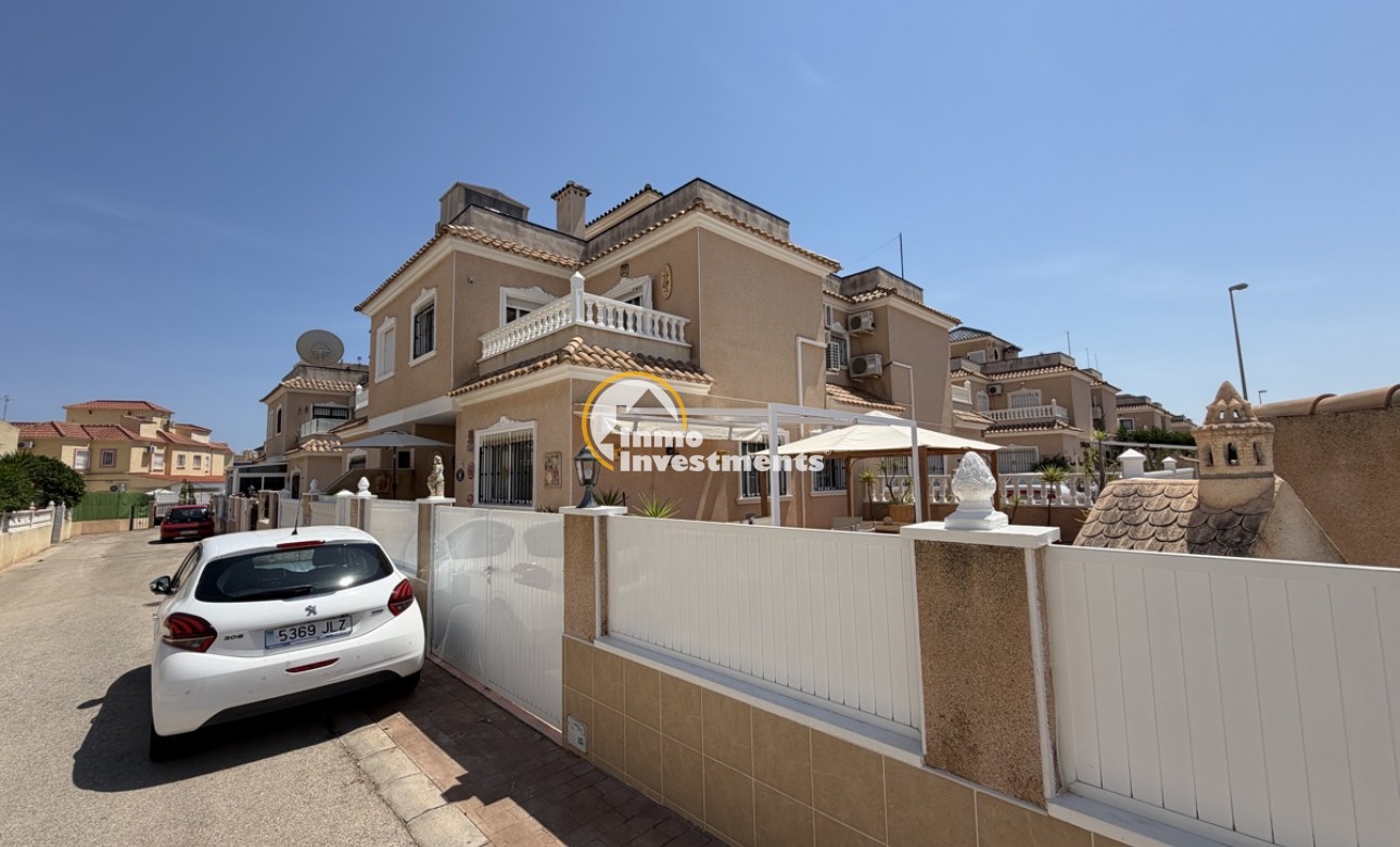 Resale - Town house - La Zenia