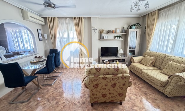 Resale - Town house - La Zenia