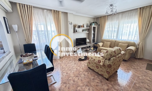 Resale - Town house - La Zenia