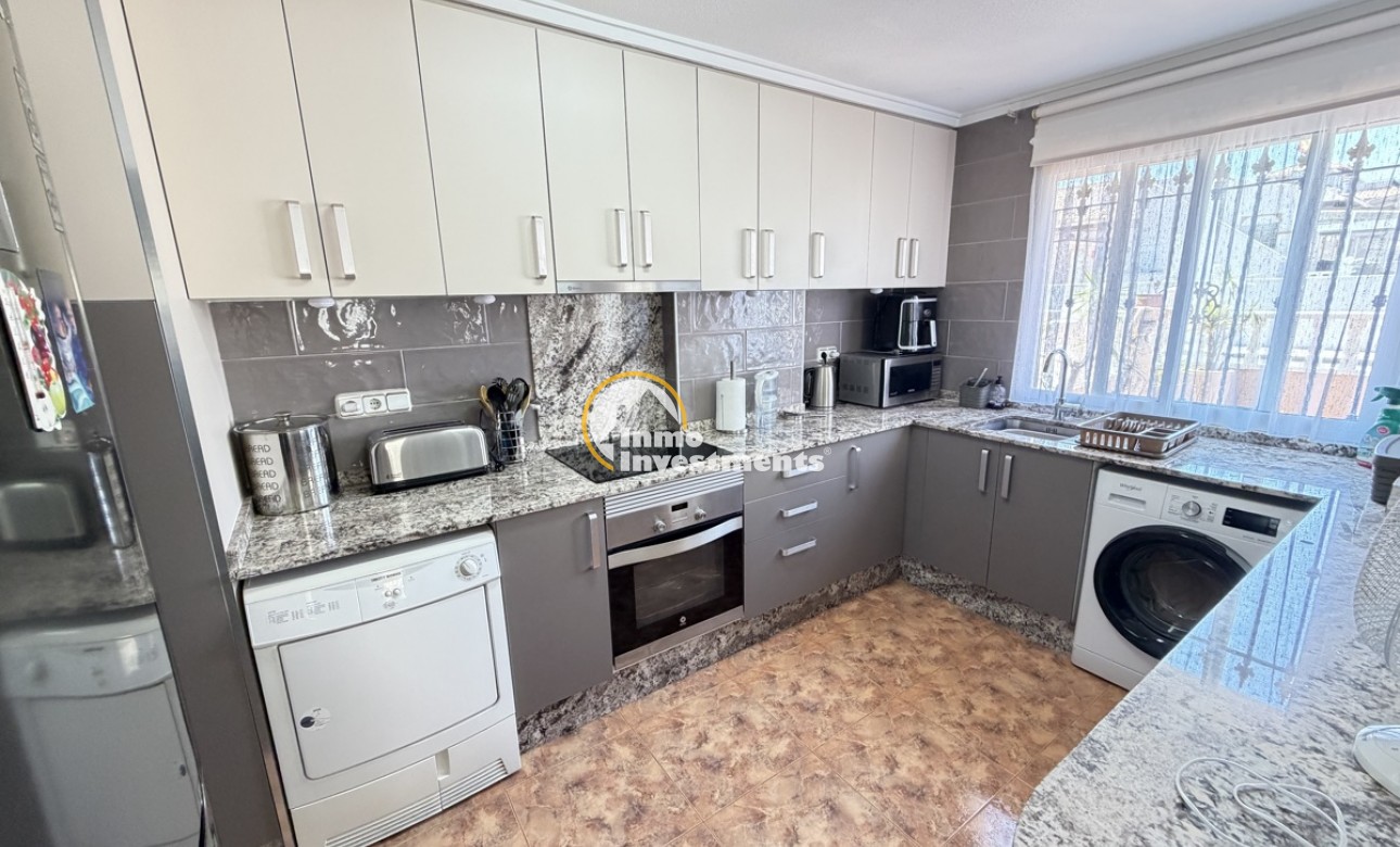 Resale - Town house - La Zenia