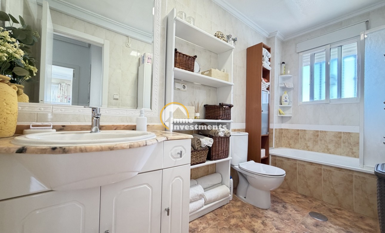 Resale - Town house - La Zenia