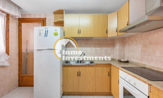 Gebrauchtimmobilien - Apartment - Torrevieja - Estacion de autobuses